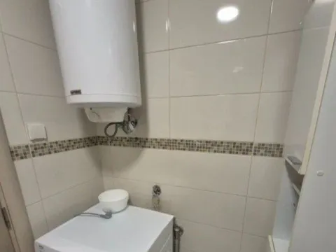 Izdavanje, dvosoban stan, 41m², Zvezdara Sve Podlokacije, Beograd - image 6