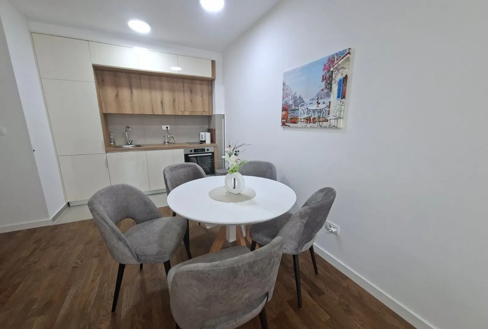 Rent, one bedroom apartment, 50m², Ilino, Bar