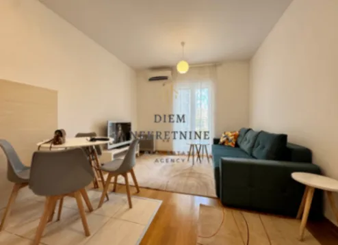 Izdavanje, garsonjera, 26m², Blok 6, Podgorica