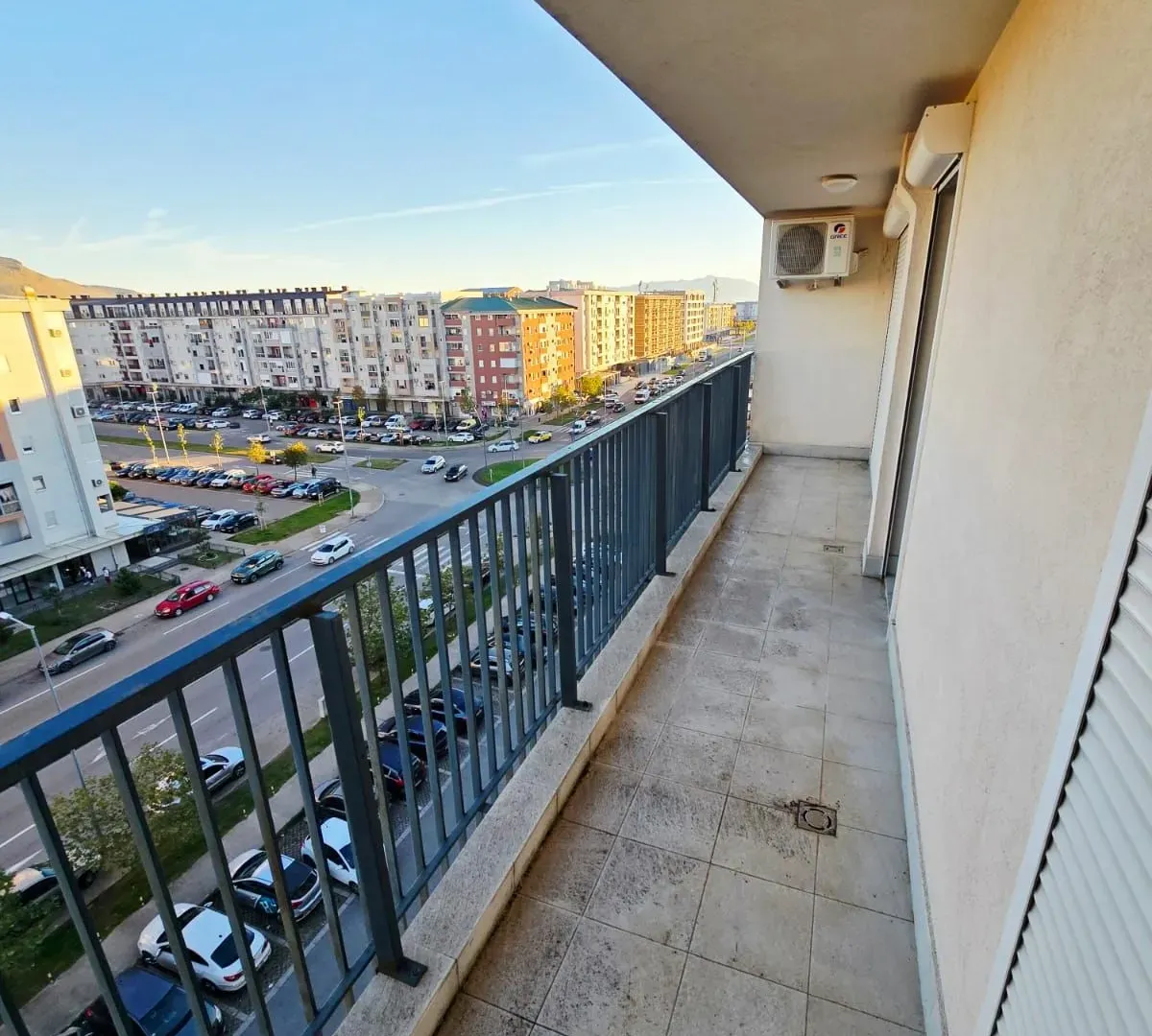 Prodaja, jednosoban stan, 72m², Stari Aerodrom, Podgorica