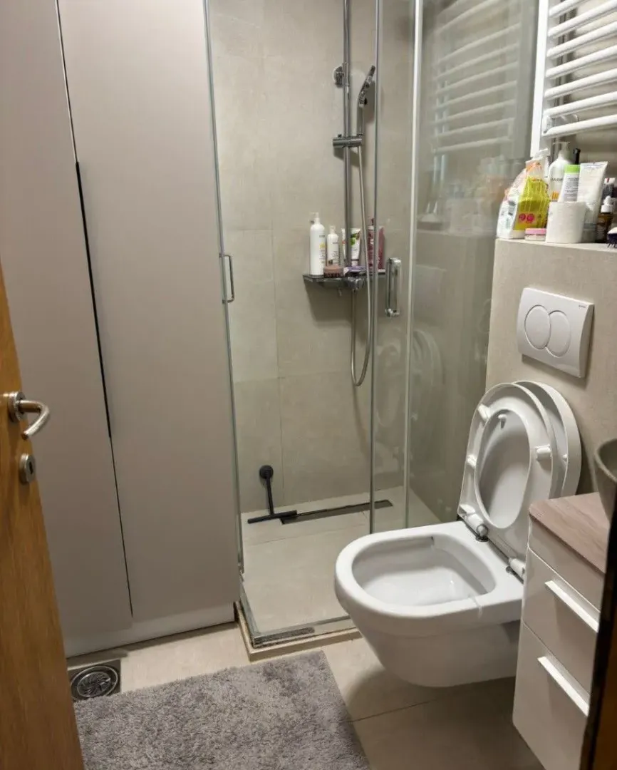 Izdavanje, jednosoban stan, 47m², Krivi Most, Podgorica