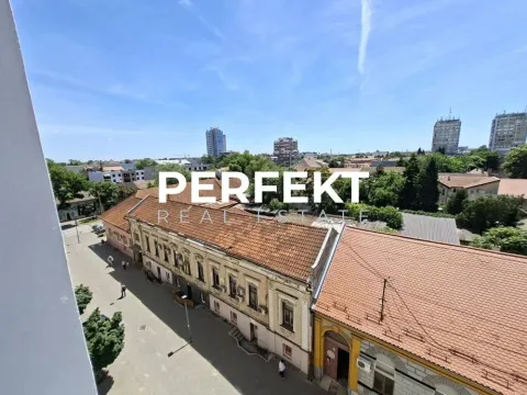 Prodaja, trosoban stan, 79m², Centar, Pančevo - image 12