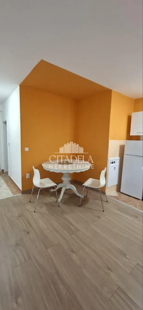 Rent, three bedroom apartment, 69m², Jajinci, Voždovac Sve Podlokacije
