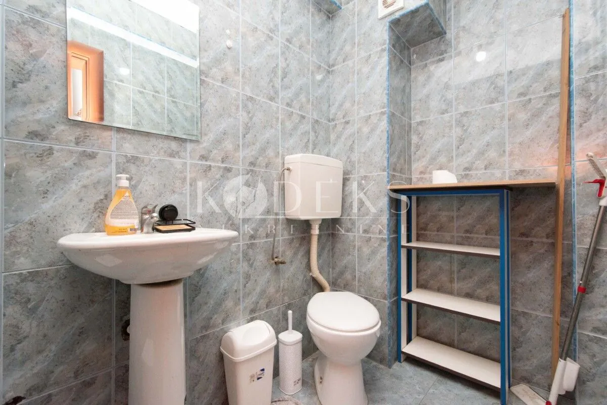 Rent, three bedroom apartment, 87m², 1 maj, Podgorica