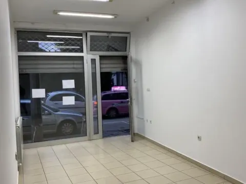 Prodaja, poslovni prostor, 21m2, Centar, Kragujevac Prodaja, poslovni prostor, 21m2, Centar, Kragujevac