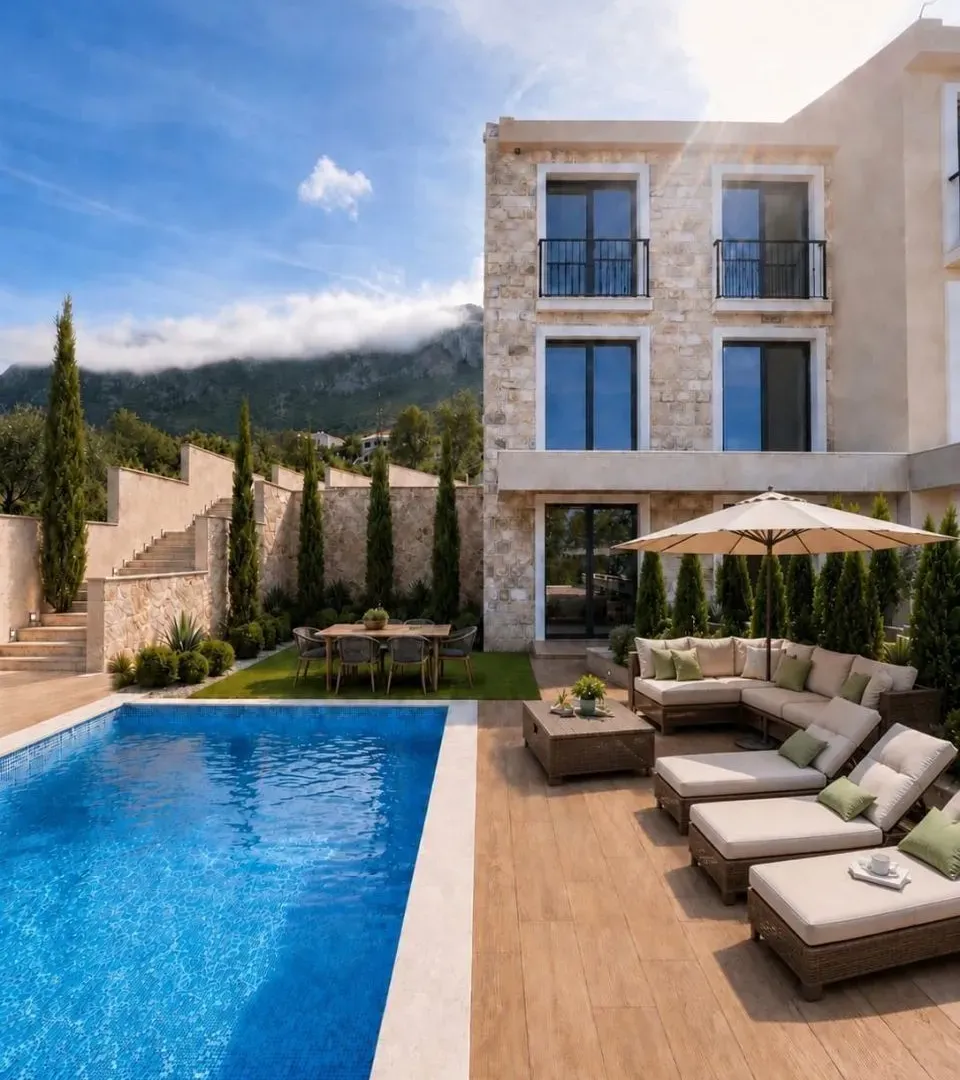 Sale, house, 295m², Blizikuće, Budva