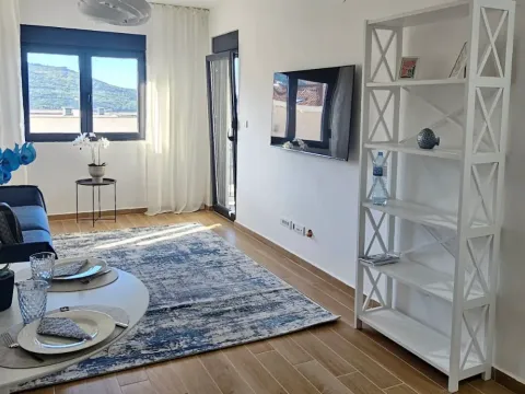 Izdavanje, jednosoban stan, 39m², Kumbor, Herceg Novi - image 4