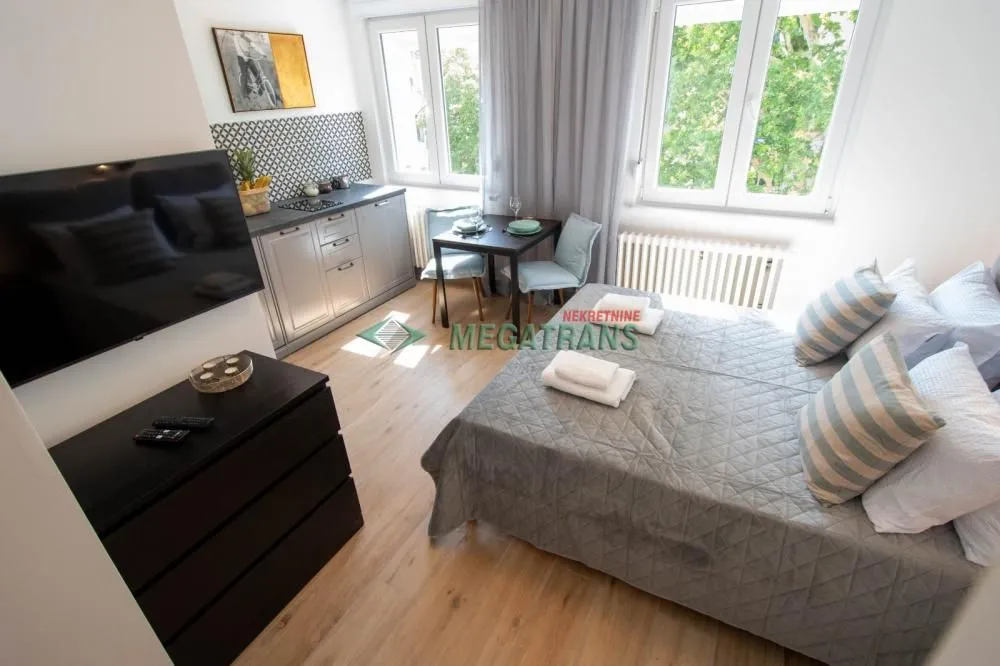 Izdavanje, stan, 23m², Sajam, Novi Sad Sve Podlokacije