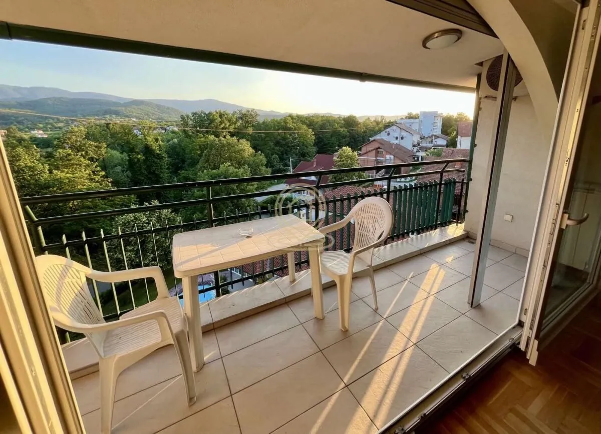 Prodaja, dvosoban stan, 62m², Centar, Vrnjačka Banja