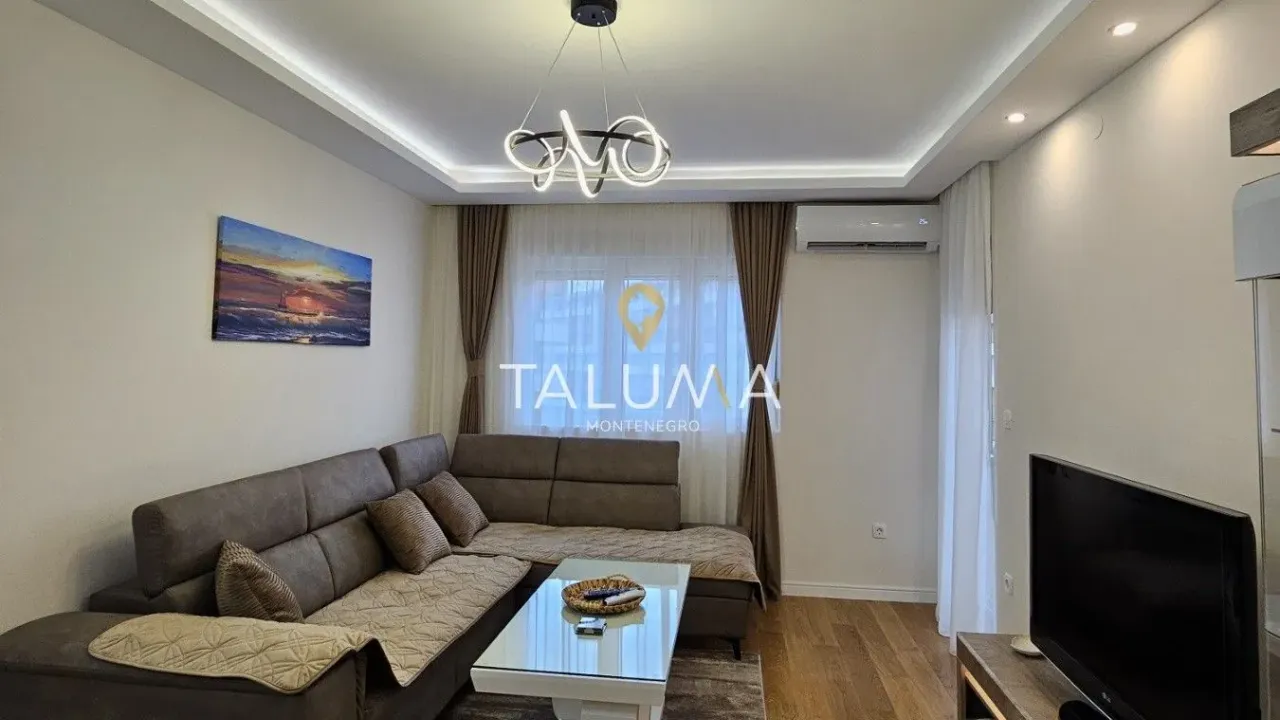 Izdavanje, jednosoban stan, 49m², City Kvart, Podgorica