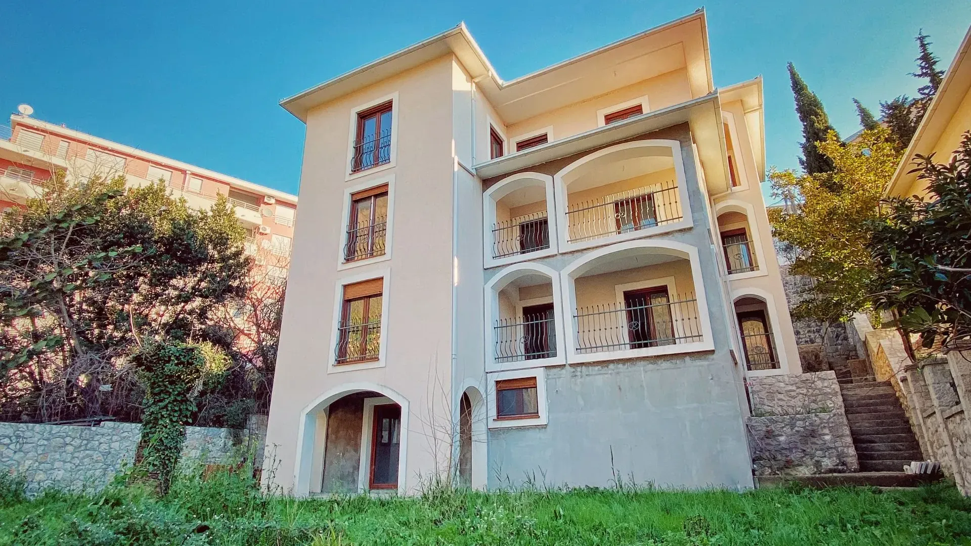 Prodaja, kuća, 400m², Budva, Crna Gora