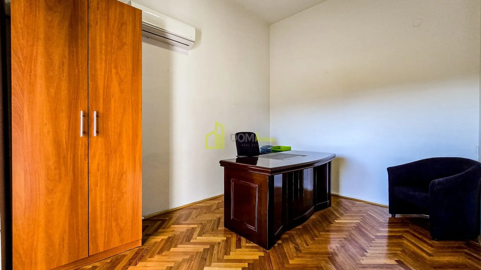 Rent, house, 380m², Gorica C, Podgorica