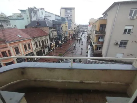 Izdavanje, dvosoban stan, 94m², Centar, Niš - image 2