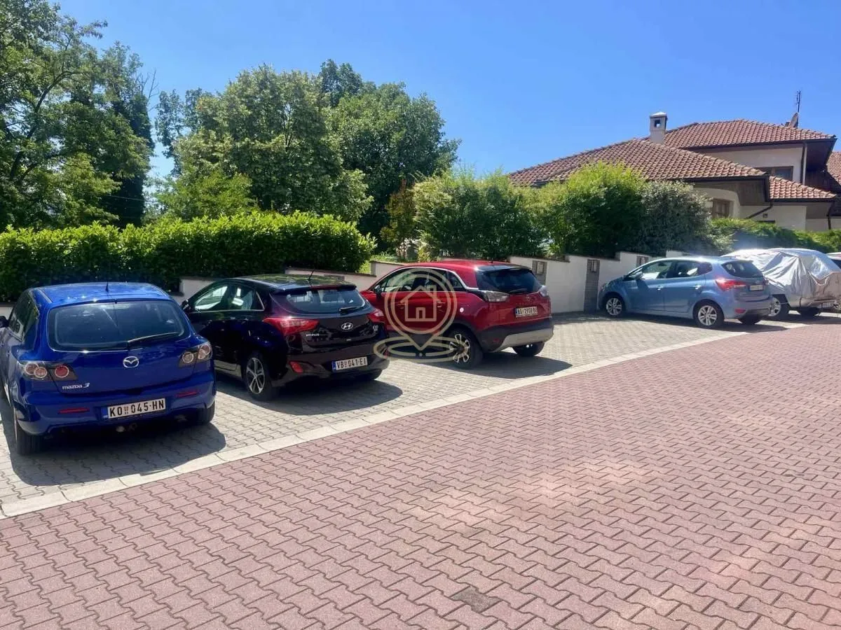 Prodaja, dvosoban stan, 62m², Centar, Vrnjačka Banja