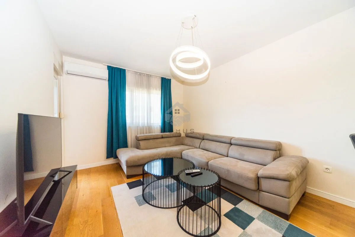 Rent, one bedroom apartment, 49m², Central Point, Podgorica