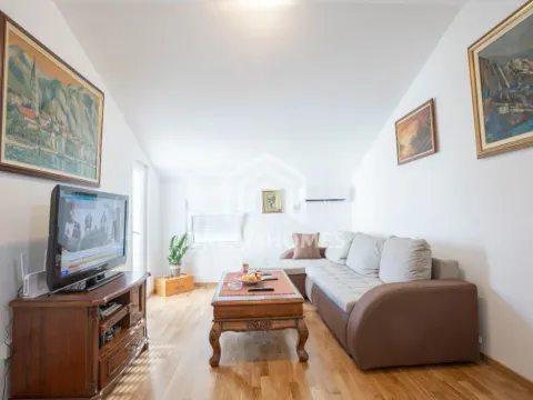 Prodaja, jednosoban stan, 42m², Zagorič, Podgorica