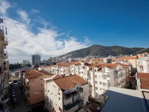 Rent, one bedroom apartment, 46m², Budva, Crna Gora - image 20