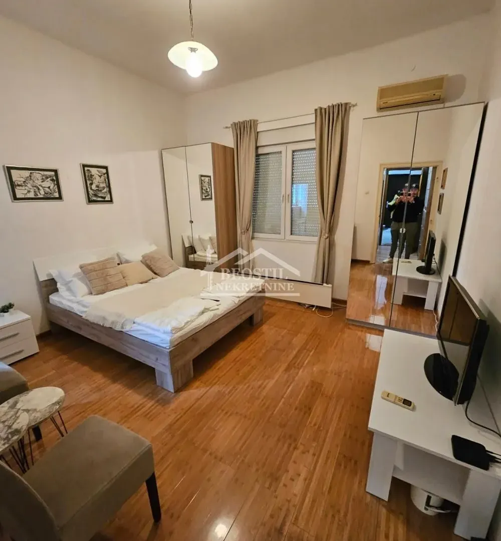 Rent, apartment, 24m², Stari Grad, Beograd