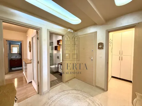 Rent, three bedroom apartment, 105m², City Kvart, Podgorica - image 19