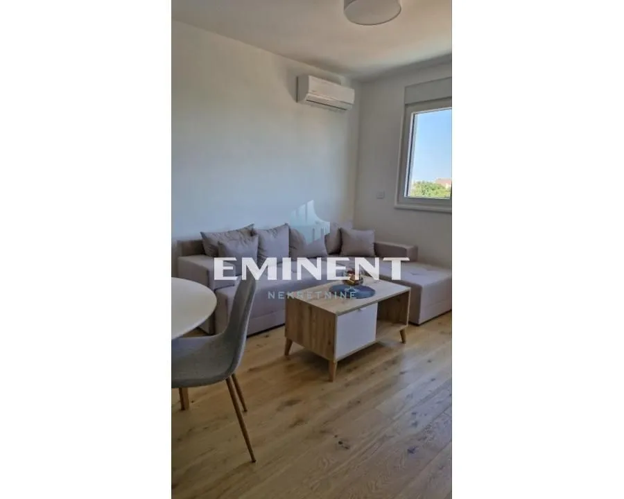 Rent, two bedroom apartment, 42m², Zemun Novi Grad, Zemun Sve Podlokacije