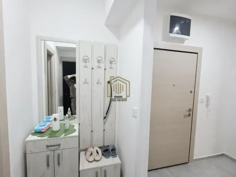 Rent, two bedroom apartment, 60m², Stara Varoš, Podgorica - image 13