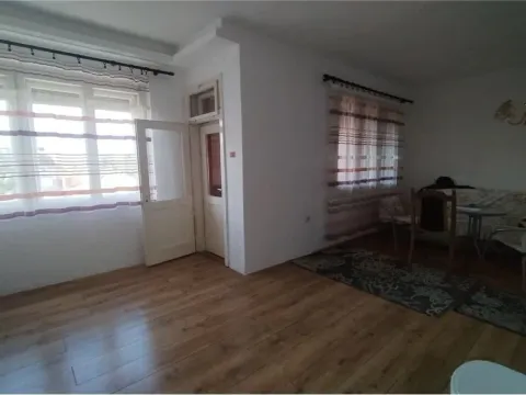 Prodaja, trosoban stan, 76m², Marger, Niš - image 2