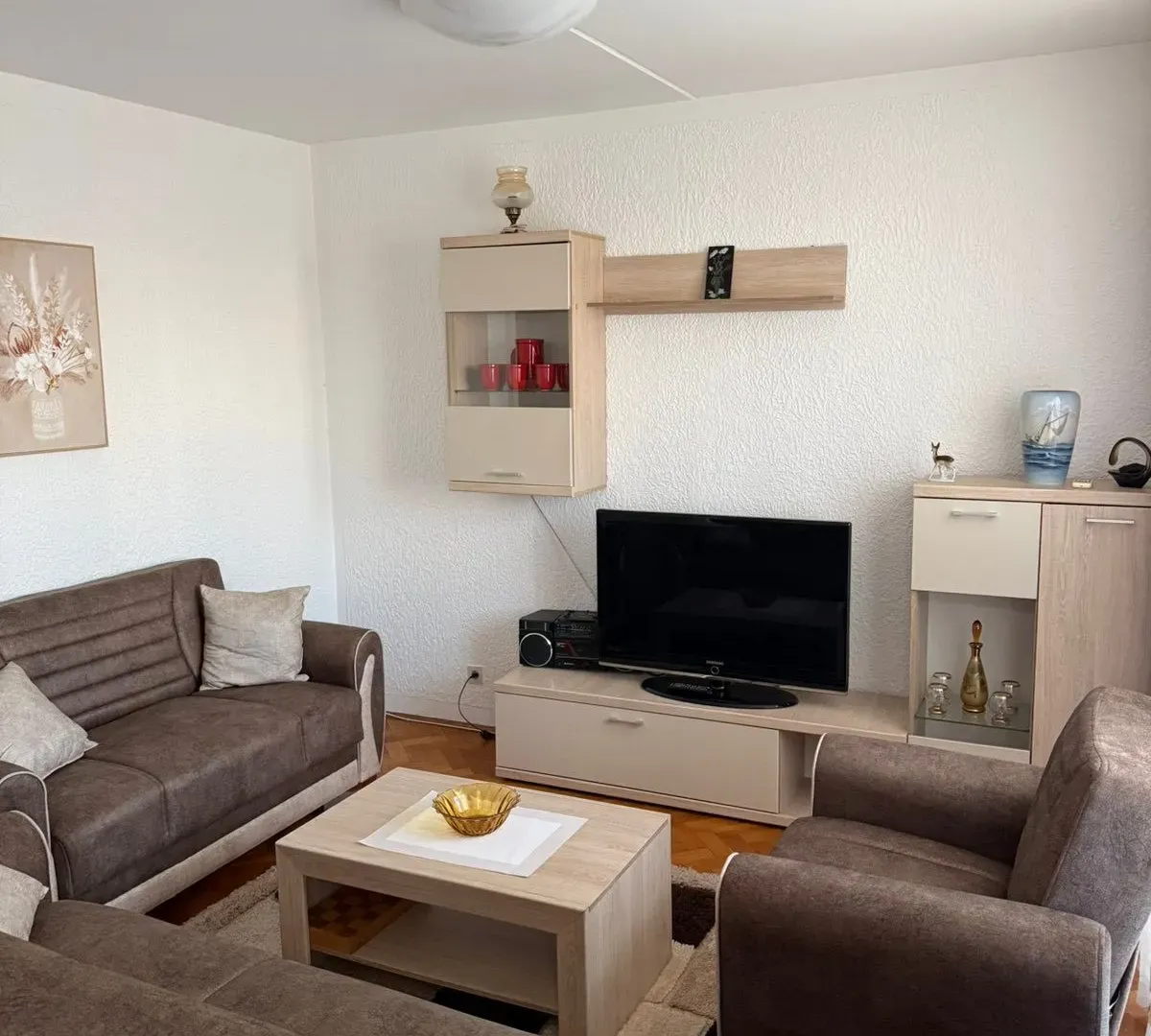 Rent, two bedroom apartment, 70m², Preko Morače, Podgorica