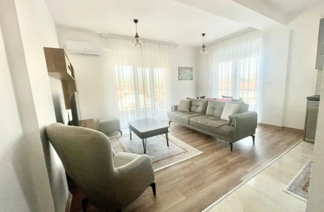 Izdavanje, jednosoban stan, 50m², Stari Aerodrom, Podgorica