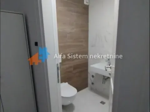 Izdavanje, trosoban stan, 71m², Čubura, Beograd - image 10