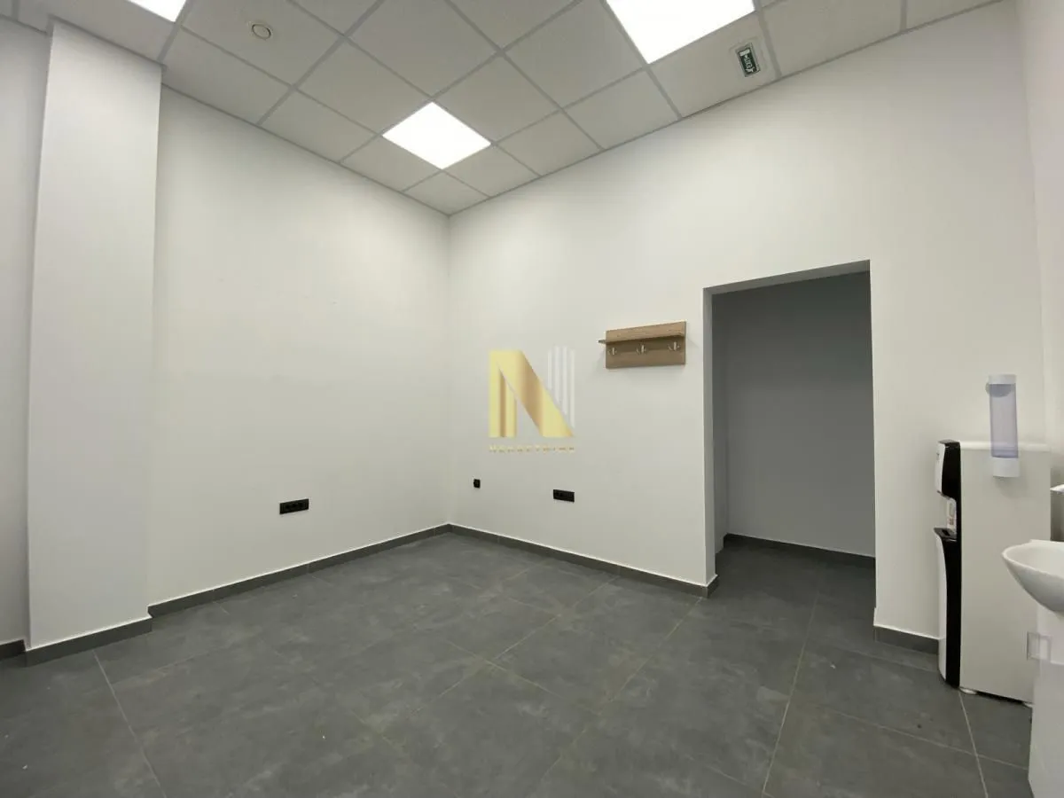 Rent, office space, 111m², Veternička rampa, Novi Sad Sve Podlokacije