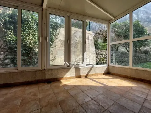 Prodaja, trosoban stan, 142m², Risan, Kotor - image 7