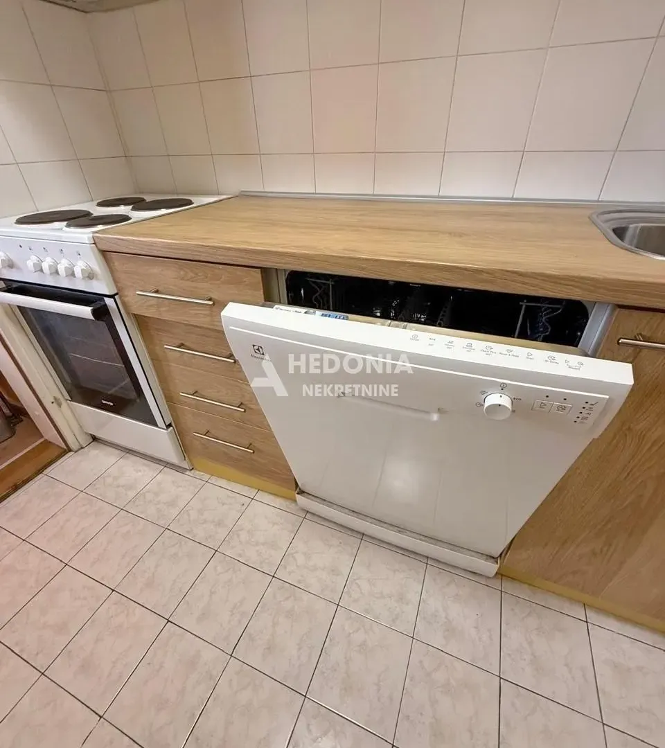 Rent, two bedroom apartment, 63m², Novi Beograd Sve Podlokacije, Beograd