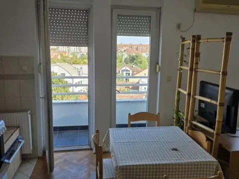 Izdavanje, garsonjera, 28m², Sajmište, Novi Sad - image 7