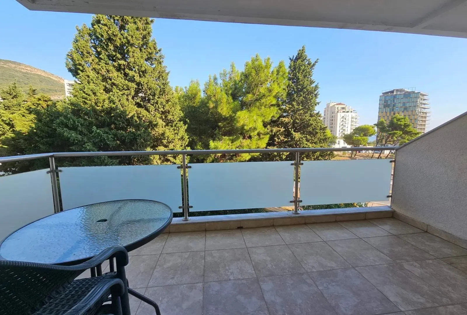 Sale, two bedroom apartment, 90m², Bečići, Budva