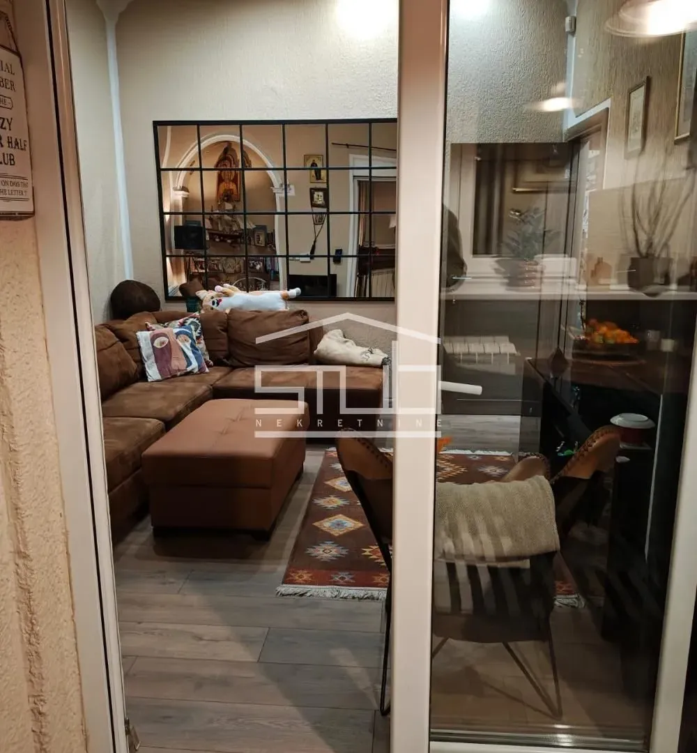 Prodaja, trosoban stan, 70m², Senjak, Beograd