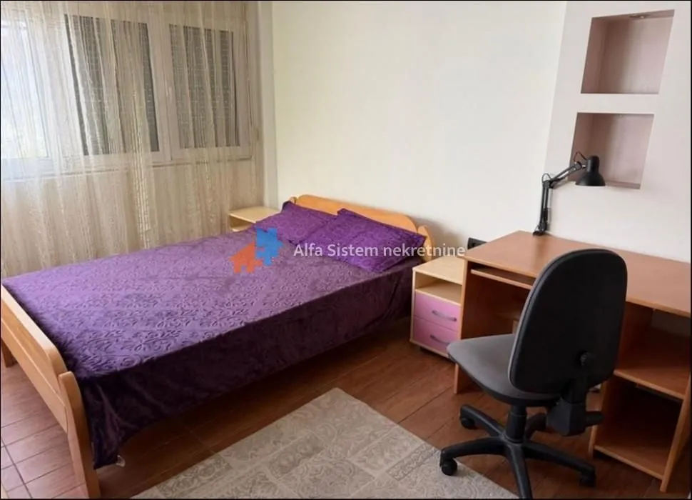 Izdavanje, stan, 170m², Savski Venac, Beograd