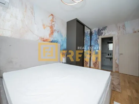 Rent, three bedroom apartment, 100m², Stara Varoš, Podgorica - image 17