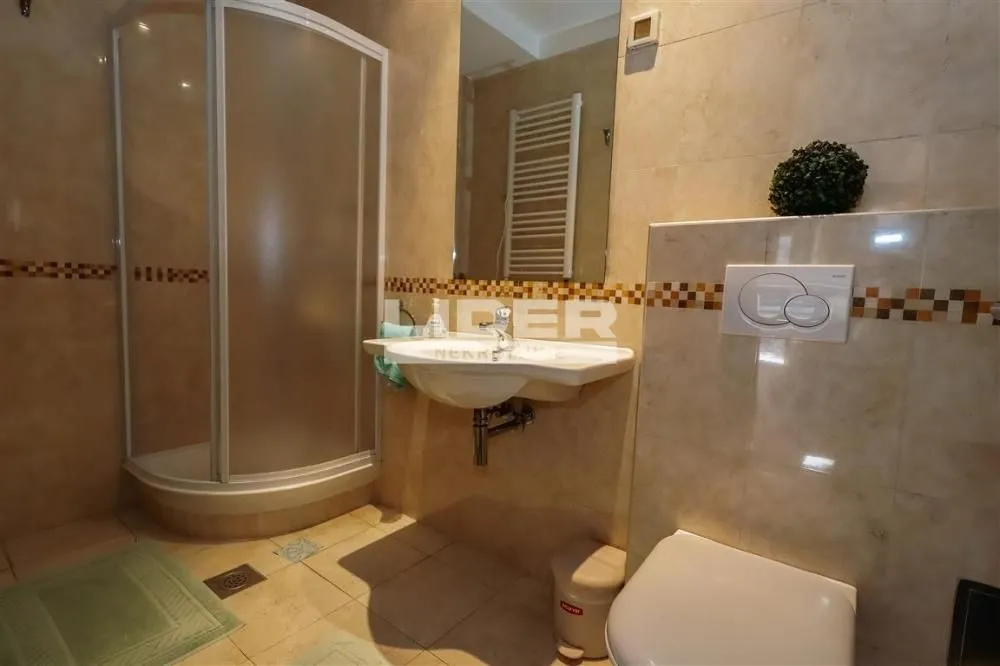 Sale, house, 600m², Savski Venac, Beograd
