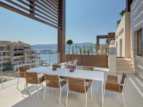 Sale, three bedroom apartment, 491m², Porto Montenegro, Tivat - image 16