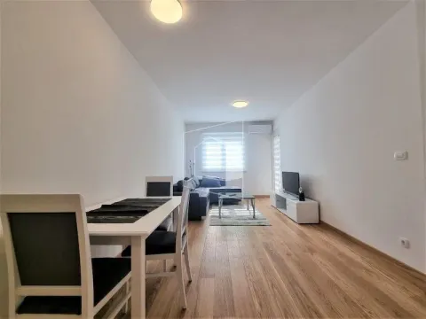Rent, one bedroom apartment, 48m², New City, Podgorica - image 3