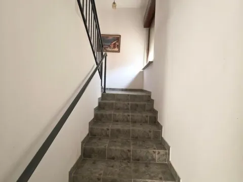 Prodaja, kuća, 240m², Kaludjerica, Grocka - image 12