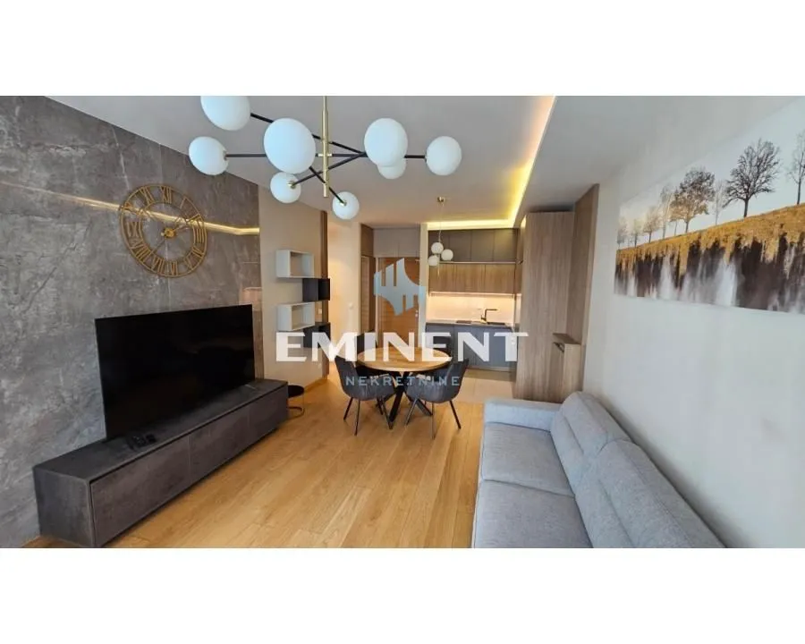 Sale, three bedroom apartment, 70m², Novi Beograd Blok 65, Novi Beograd Sve Podlokacije
