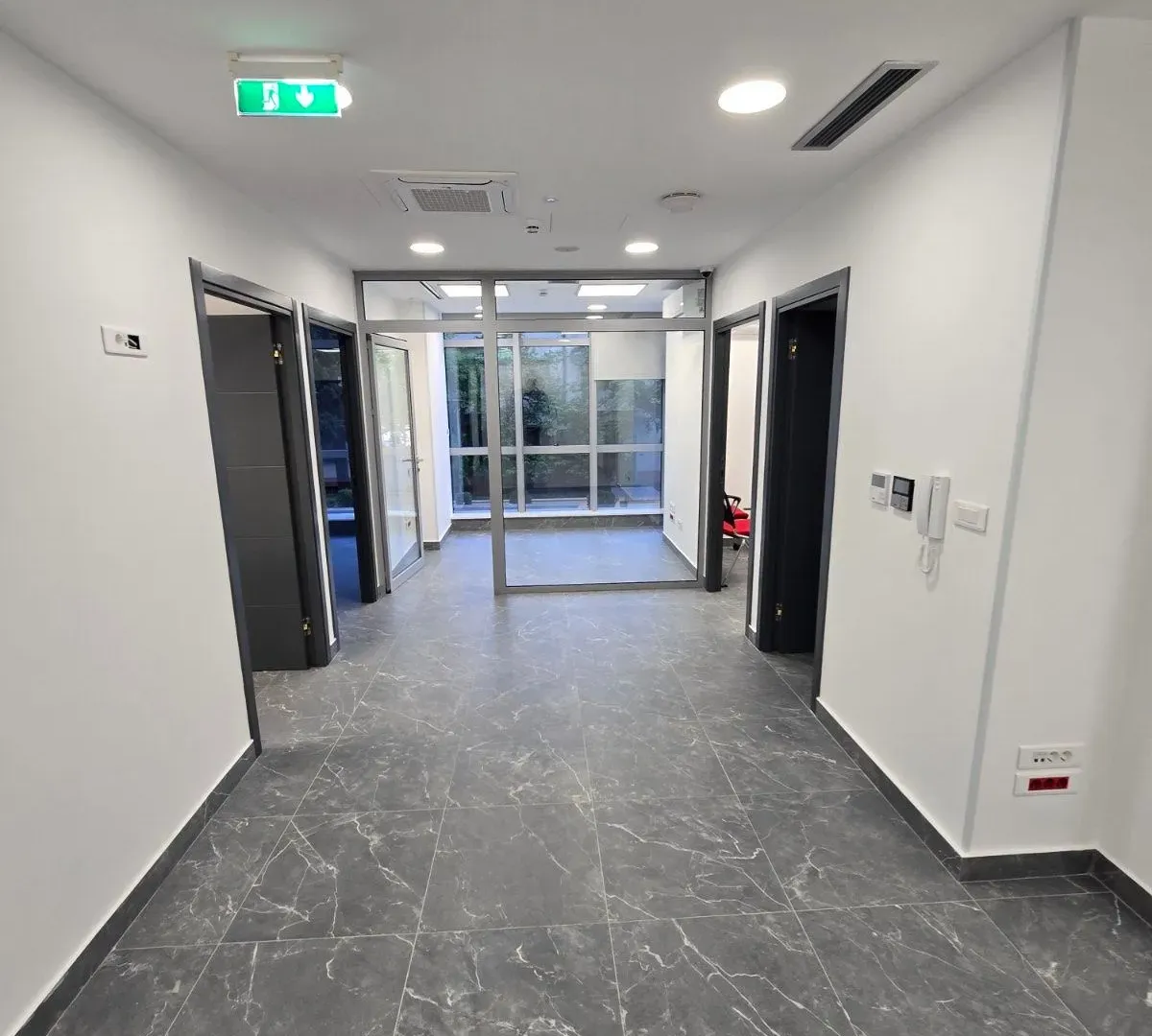 Rent, office space, 80m², Centar, Podgorica