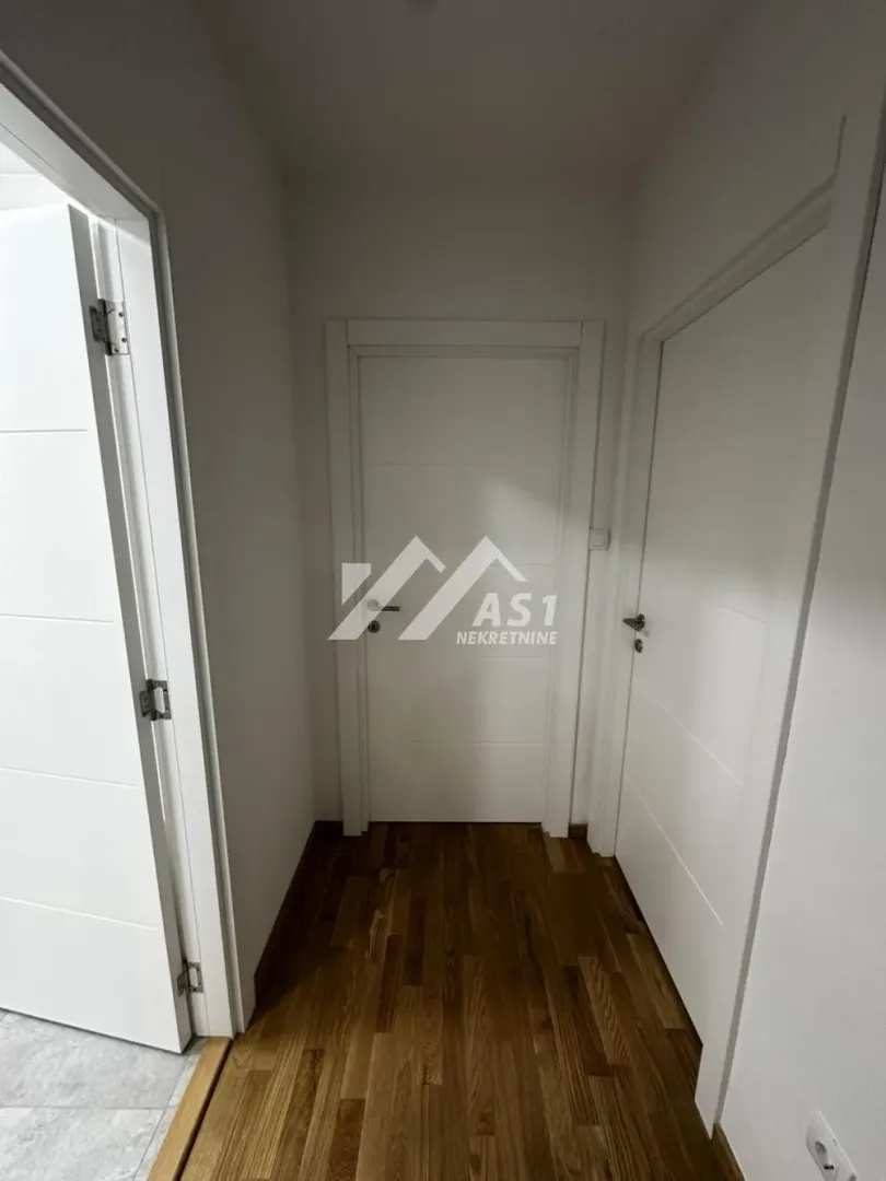 Izdavanje, trosoban stan, 68m², Detelinara, Novi Sad Sve Podlokacije