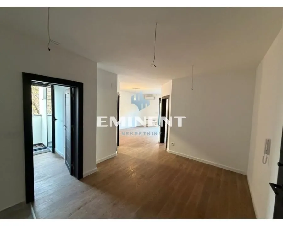 Sale, apartment, 61m², Cvetkova Pijaca, Zvezdara Sve Podlokacije