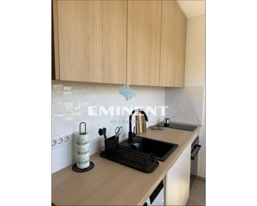 Rent, one bedroom apartment, 33m², Savski Venac, Beograd