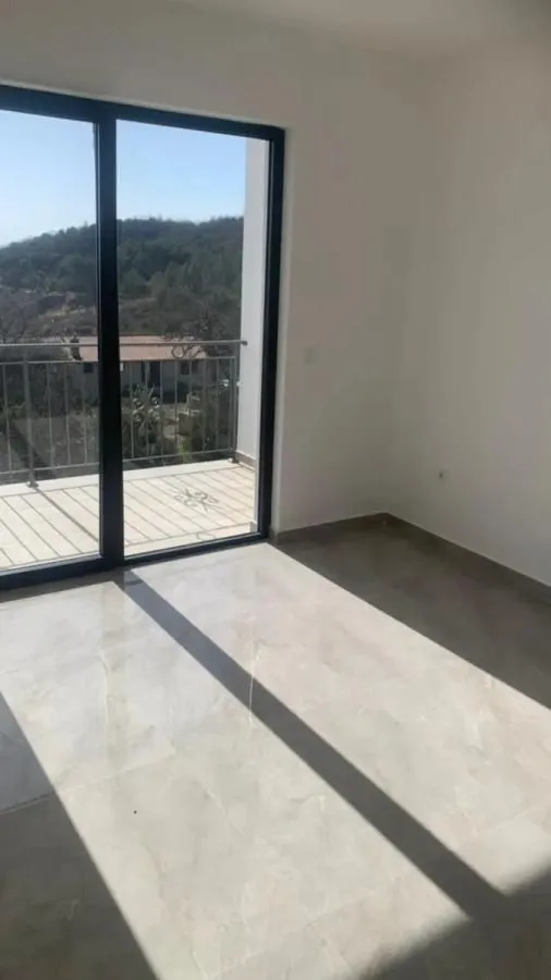 Prodaja, kuća, 130m², Šušanj, Bar