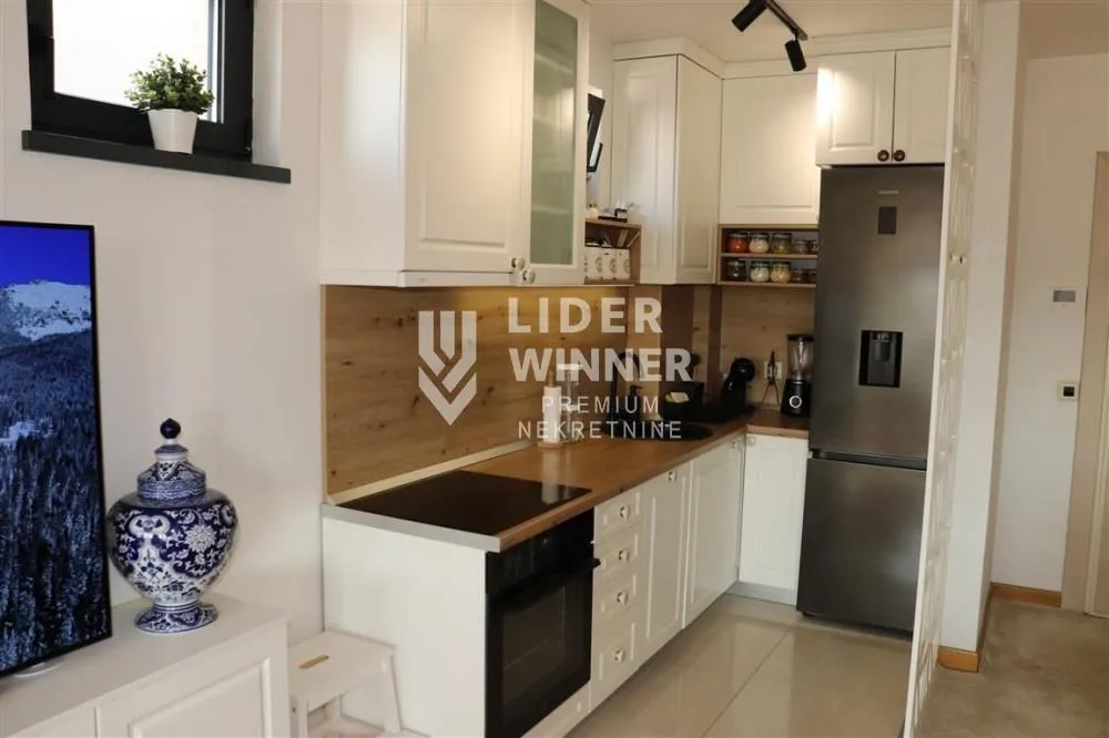 Sale, four bedroom apartment, 103m², Voždovačka Crkva, Voždovac Sve Podlokacije