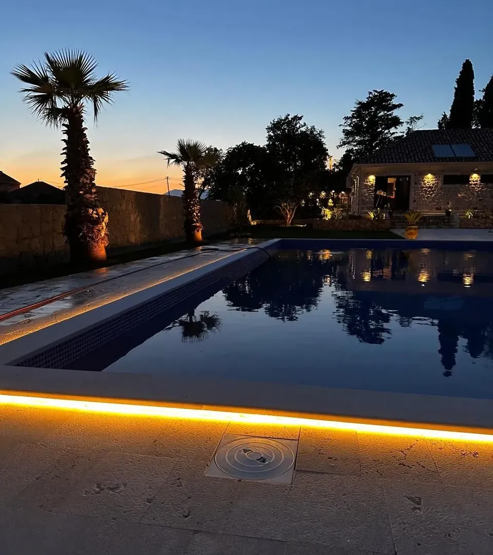 Sale, house, 1m², Radanovići, Kotor