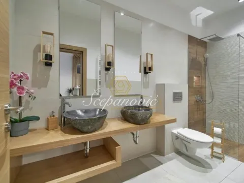 Rent, house, 295m², Sremski Karlovci, Novi Sad - image 15